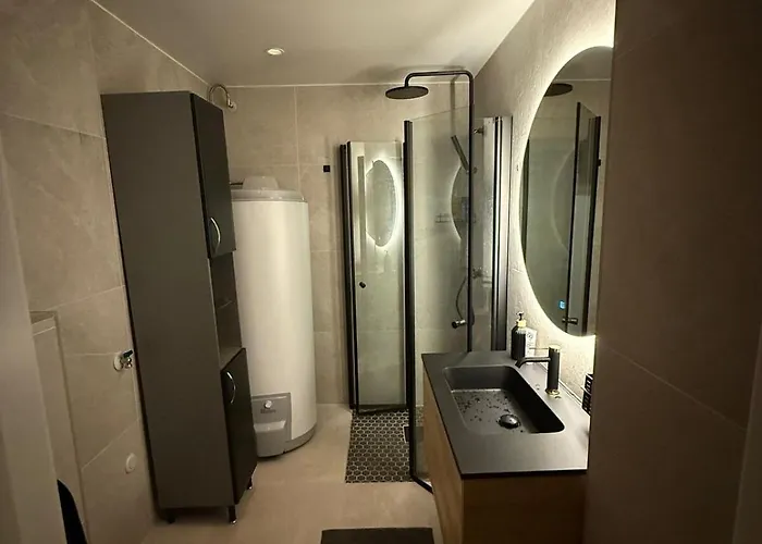 Stylish With Parking Oslo