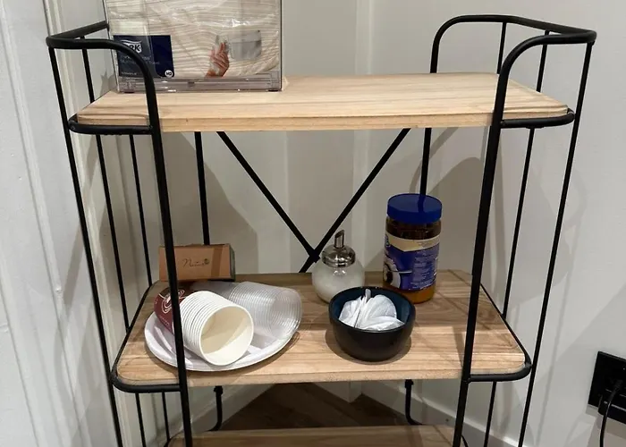 Stylish With Parking Apartament